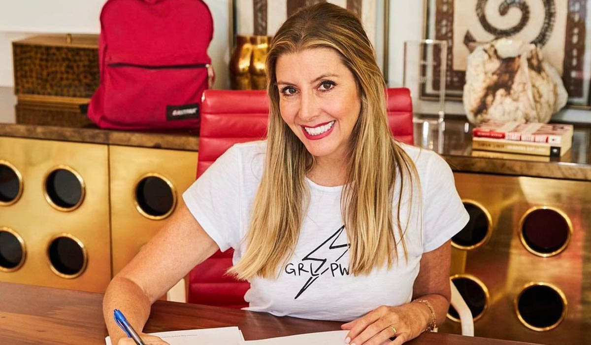 This billionaire gifts all her employees with first class flights & $10k